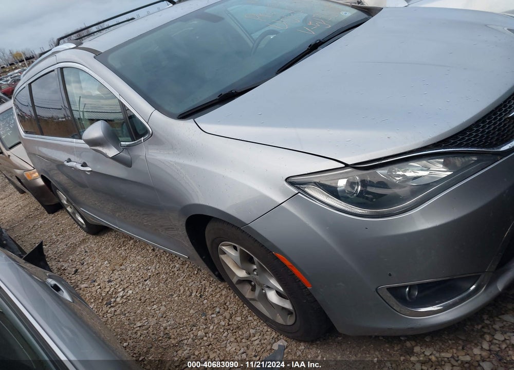 2017 CHRYSLER PACIFICA TOURING L PLUS VIN: 2C4RC1EG5HR705453