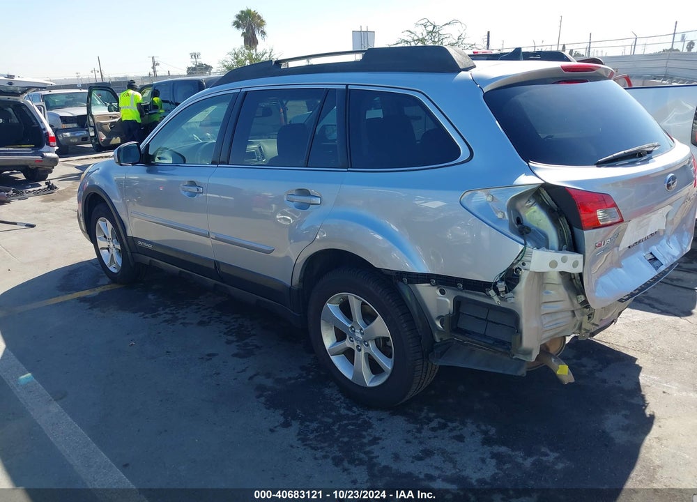 2013 SUBARU OUTBACK 2.5I LIMITED VIN: 4S4BRBKCXD3222692
