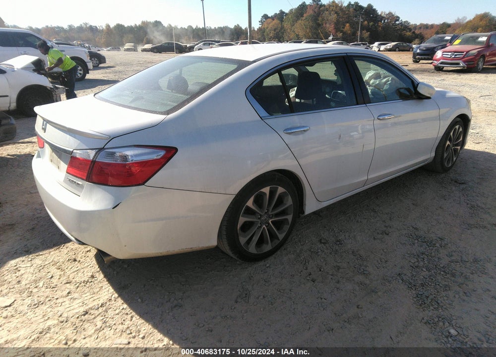 2015 HONDA ACCORD SPORT VIN: 1HGCR2F52FA129007