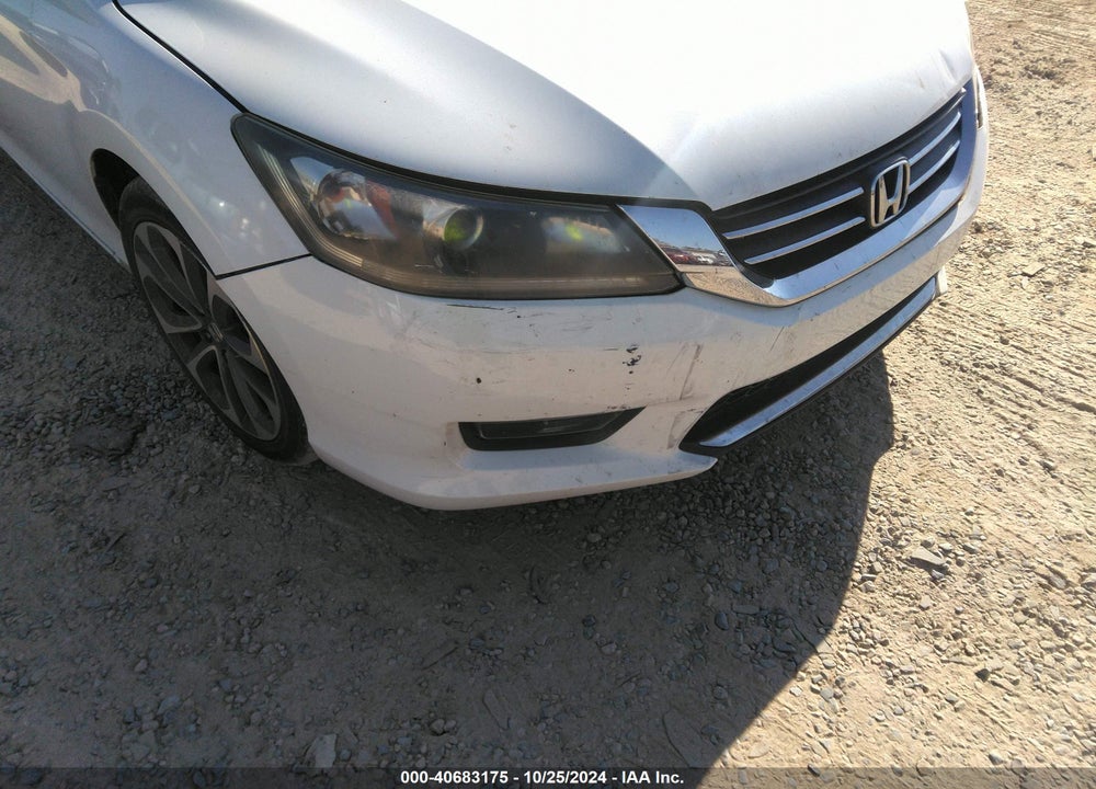 2015 HONDA ACCORD SPORT VIN: 1HGCR2F52FA129007