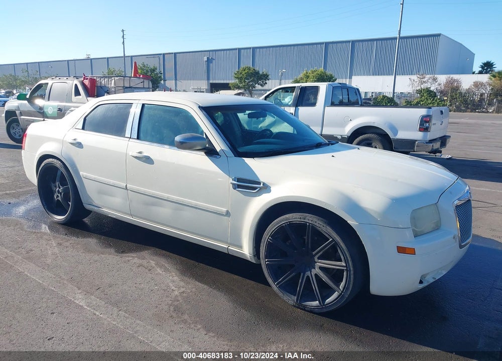 2005 CHRYSLER 300 VIN: 2C3JA43R35H559682