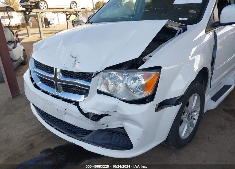 2015 DODGE GRAND CARAVAN SXT VIN: 2C4RDGCG5FR717425