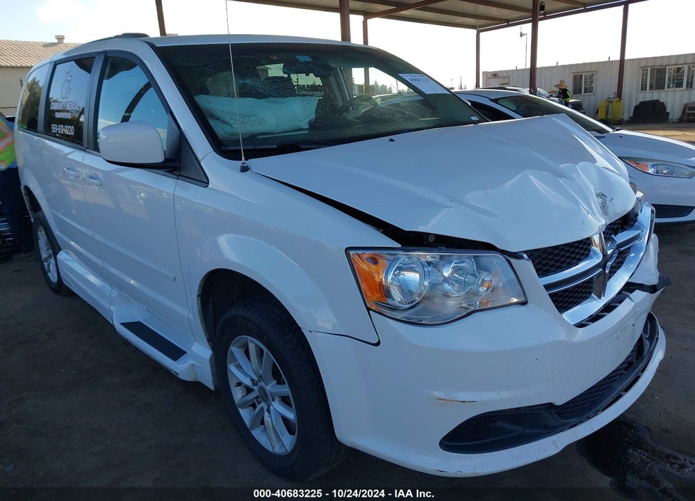 2015 DODGE GRAND CARAVAN SXT VIN: 2C4RDGCG5FR717425