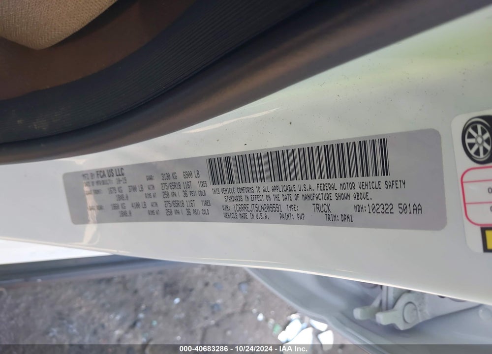 2020 RAM 1500 VIN: 1C6RREJT5LN209591