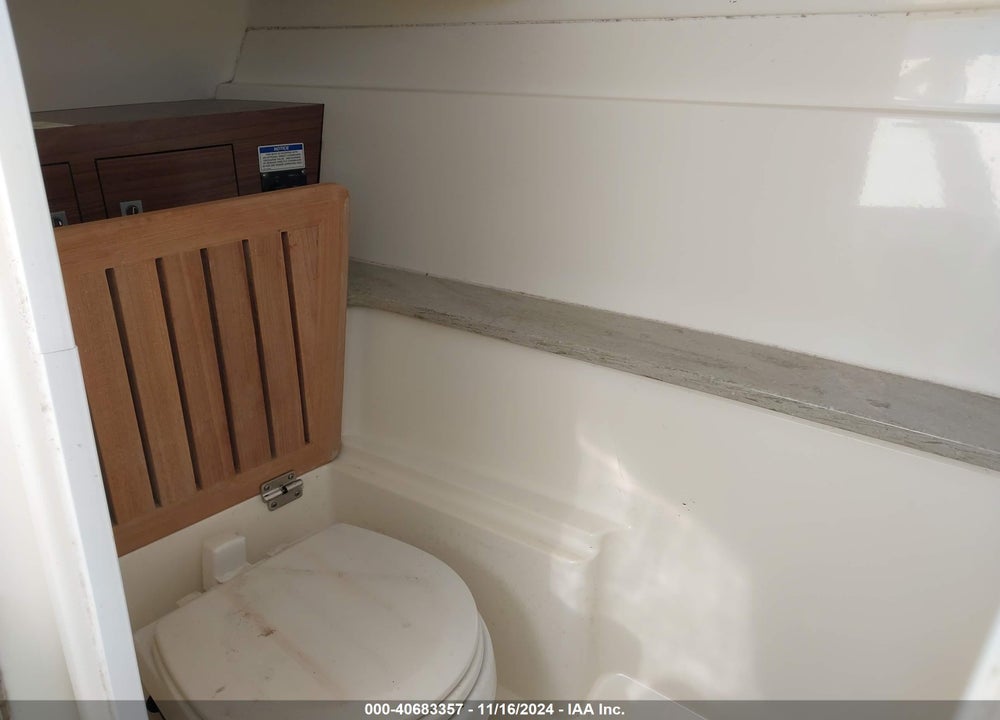 2016 BOSTON WHALER OTHER VIN: BWCE1590B616