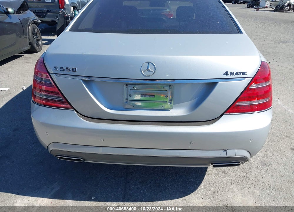 2011 MERCEDES-BENZ S 550 4MATIC VIN: WDDNG8GB2BA397608
