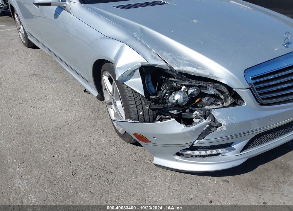 2011 MERCEDES-BENZ S 550 4MATIC VIN: WDDNG8GB2BA397608