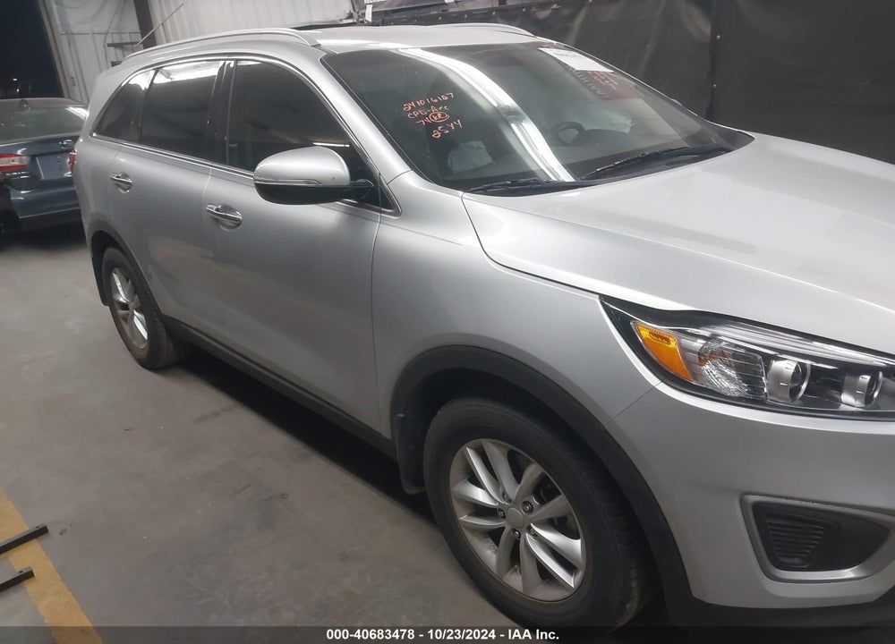 2017 KIA SORENTO 2.4L LX VIN: 5XYPG4A34HG252544