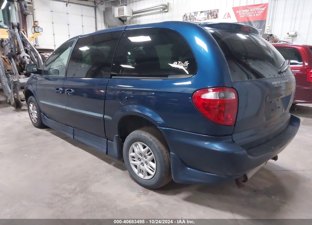 2001 DODGE GRAND CARAVAN SPORT VIN: 2B4GP44351R265586