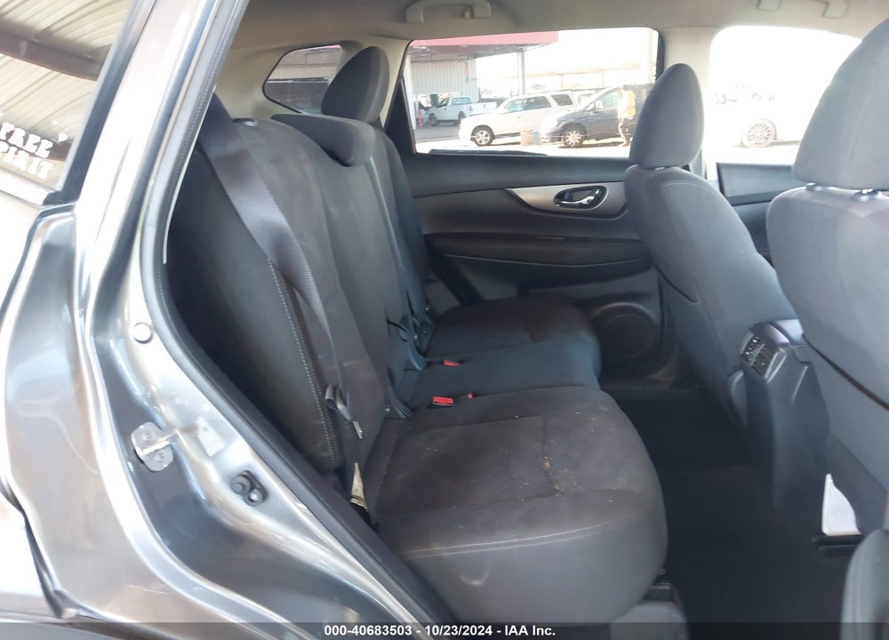 2016 NISSAN ROGUE SV VIN: KNMAT2MT6GP678121