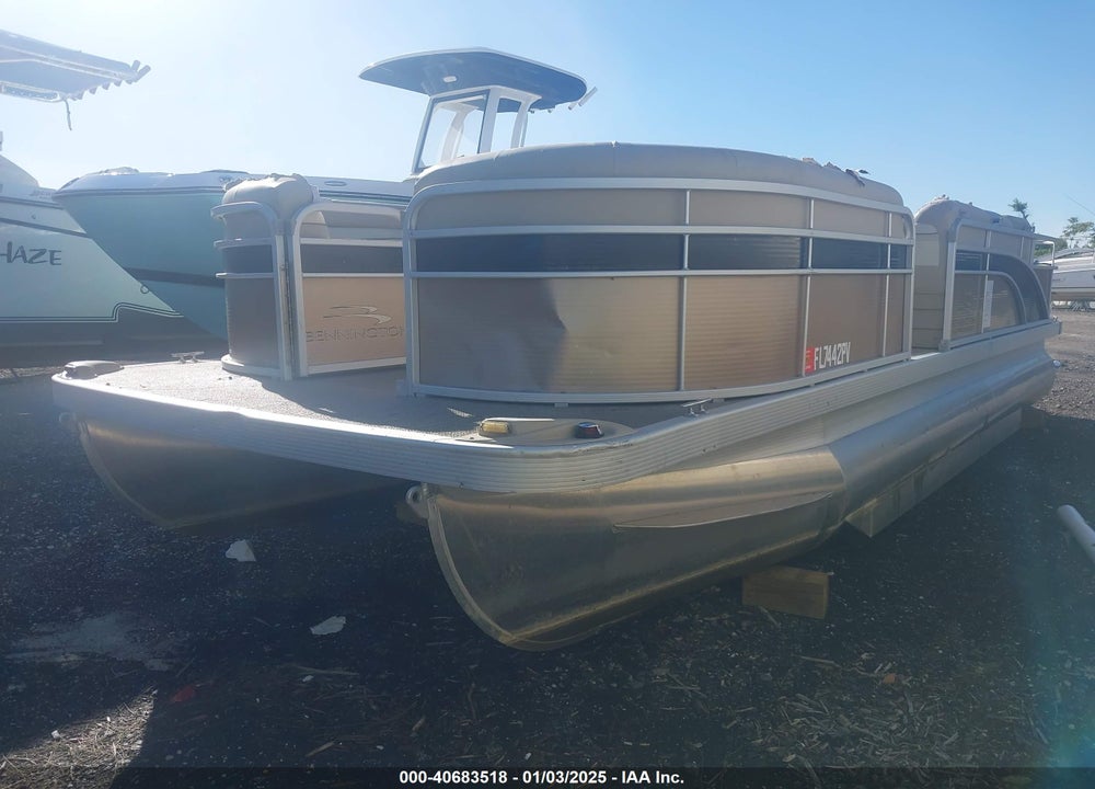 2015 BENNINGTON OTHER VIN: ETWA9136L415