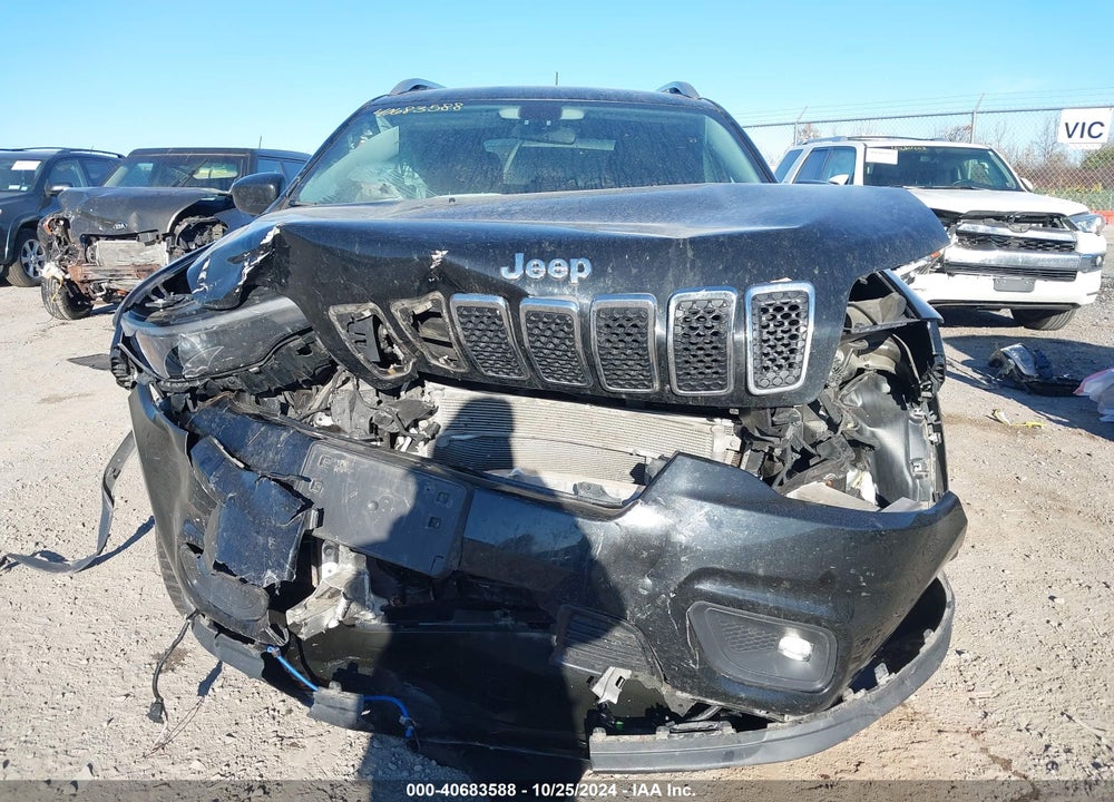 2019 JEEP CHEROKEE LATITUDE PLUS 4X4 VIN: 1C4PJMLB4KD211746