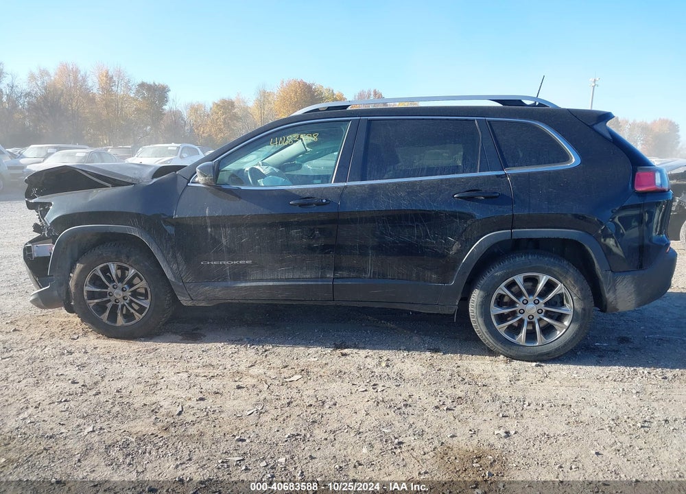 2019 JEEP CHEROKEE LATITUDE PLUS 4X4 VIN: 1C4PJMLB4KD211746