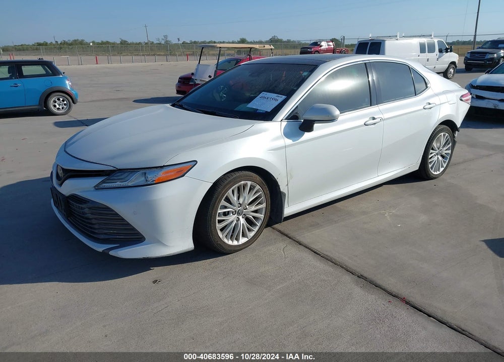 2018 TOYOTA CAMRY XLE V6 VIN: 4T1BZ1HK4JU004097