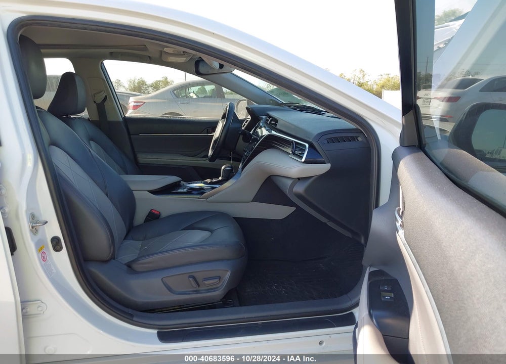 2018 TOYOTA CAMRY XLE V6 VIN: 4T1BZ1HK4JU004097