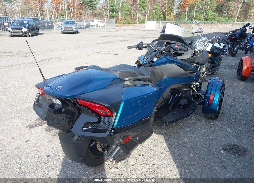 2023 CAN-AM SPYDER ROADSTER RT/RT LIMITED VIN: 2BXNBDD24PV000559
