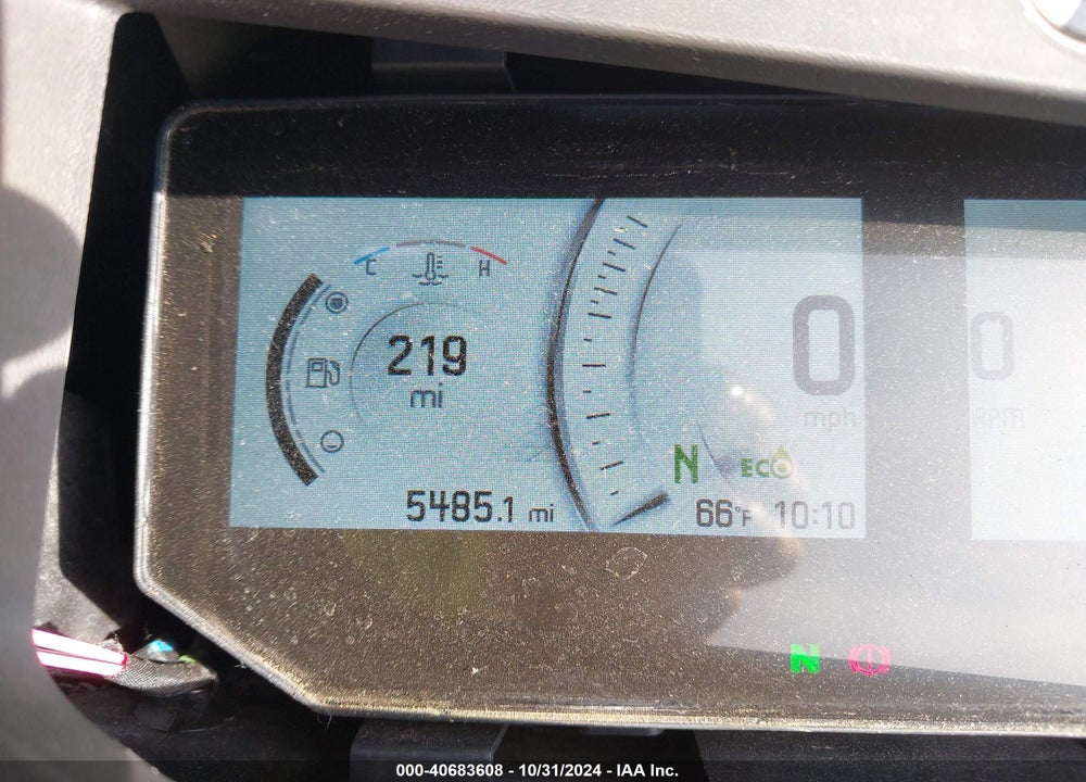 2023 CAN-AM SPYDER ROADSTER RT/RT LIMITED VIN: 2BXNBDD24PV000559