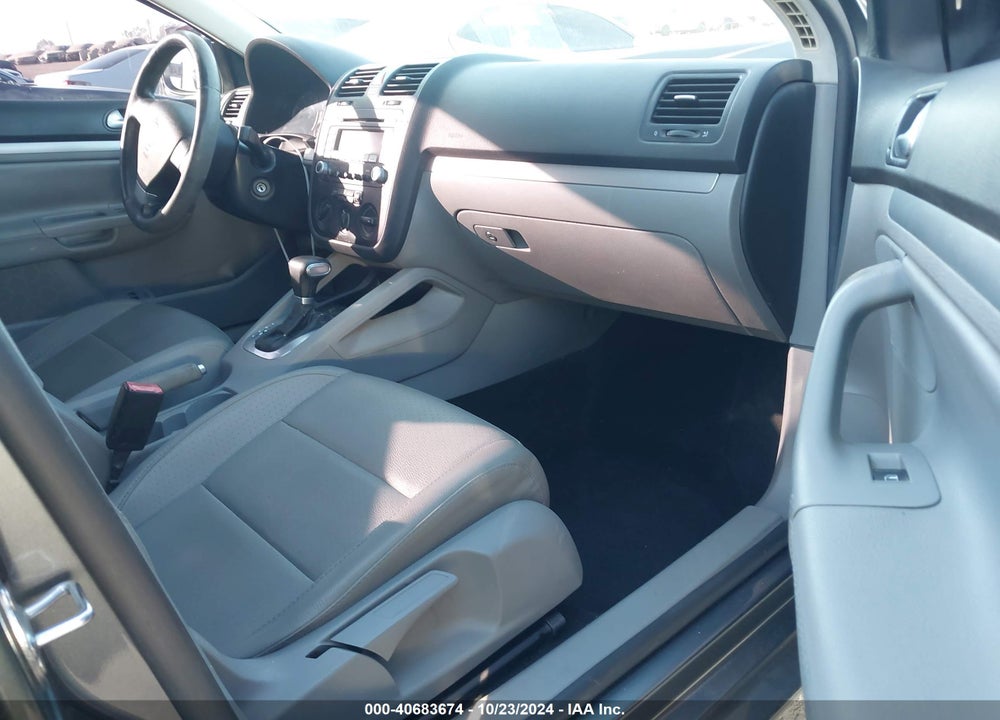 2008 VOLKSWAGEN JETTA SE/SEL VIN: 3VWRZ71K68M036996