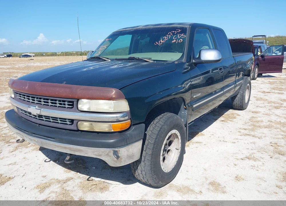2001 CHEVROLET SILVERADO 1500 LS VIN: 2GCEK19T811173659