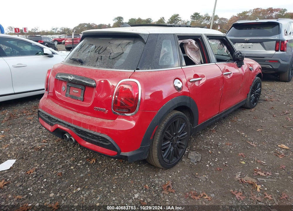 2023 MINI COOPER VIN: WMW53DK0XP2S99817
