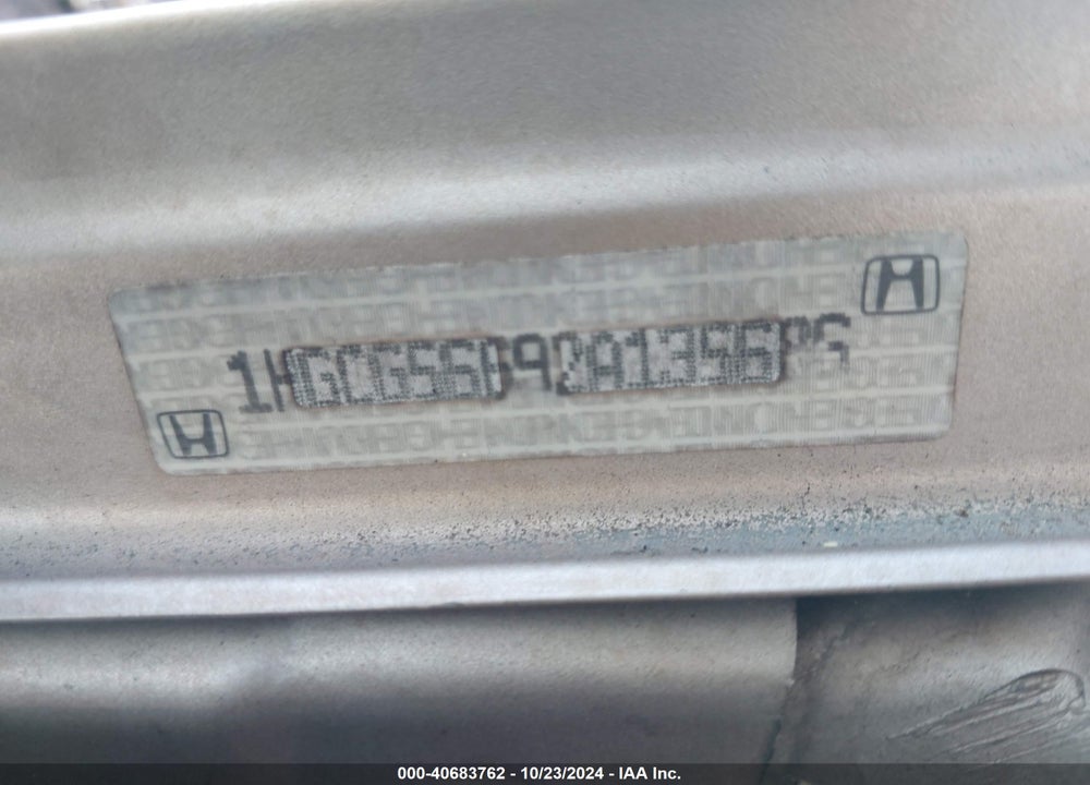 2002 HONDA ACCORD 2.3 EX VIN: 1HGCG56692A135686