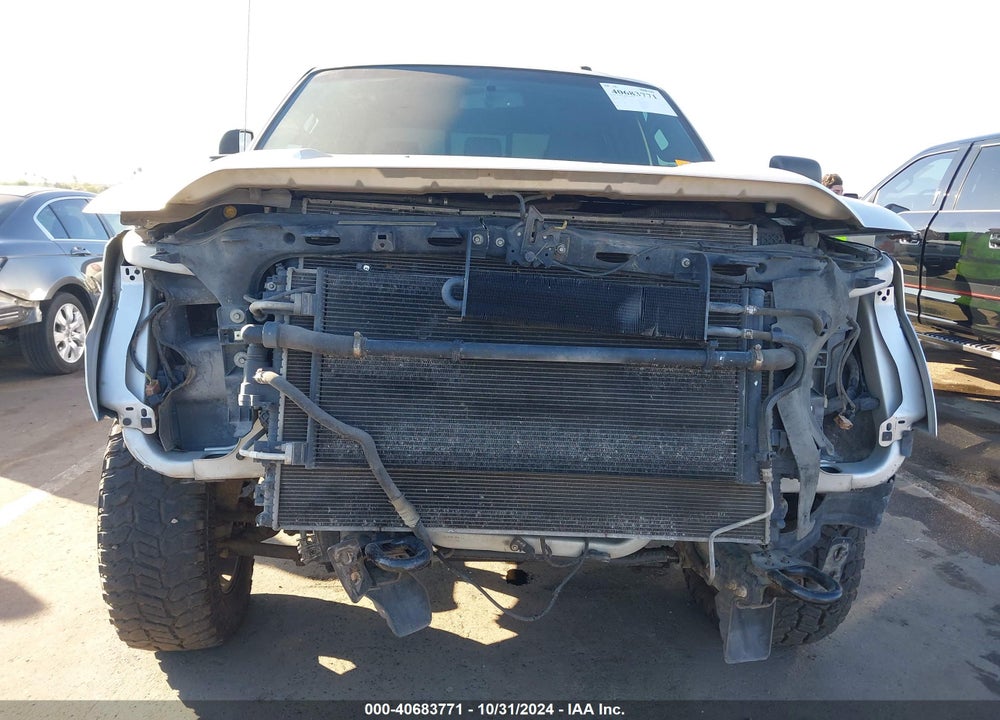 2011 FORD F-250 LARIAT VIN: 1FT7W2BT4BEA61924