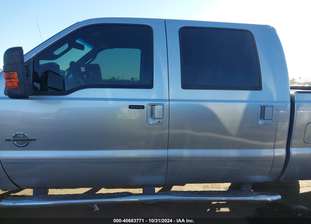 2011 FORD F-250 LARIAT VIN: 1FT7W2BT4BEA61924