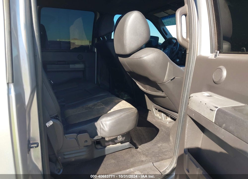 2011 FORD F-250 LARIAT VIN: 1FT7W2BT4BEA61924