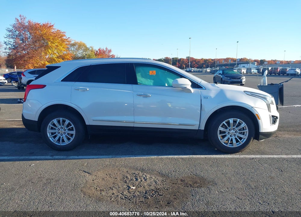 2017 CADILLAC XT5 STANDARD VIN: 1GYKNARS8HZ309835