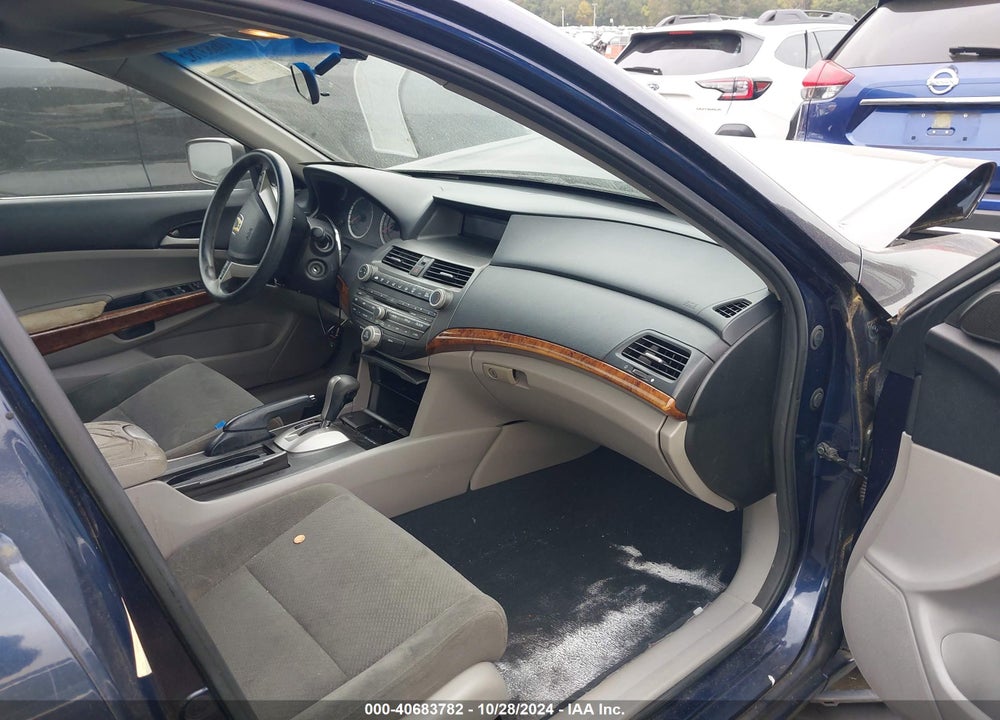 2012 HONDA ACCORD 2.4 EX VIN: 1HGCP2F77CA036938