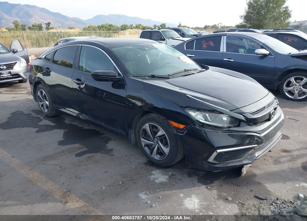 2019 HONDA CIVIC LX VIN: 19XFC2F68KE203852