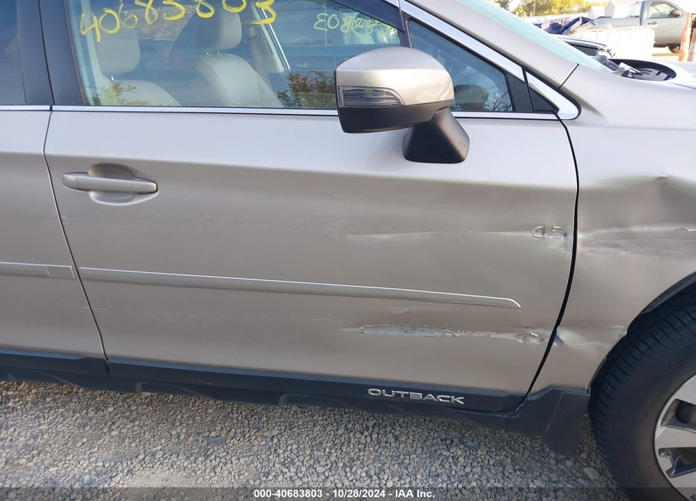 2017 SUBARU OUTBACK 3.6R LIMITED VIN: 4S4BSENC2H3354563