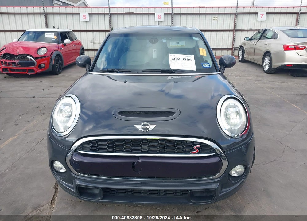 2018 MINI HARDTOP COOPER S VIN: WMWXU3C51J2F51345