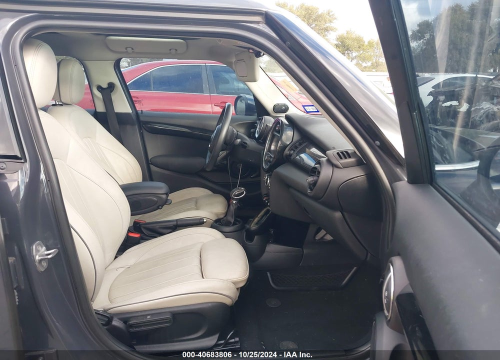 2018 MINI HARDTOP COOPER S VIN: WMWXU3C51J2F51345