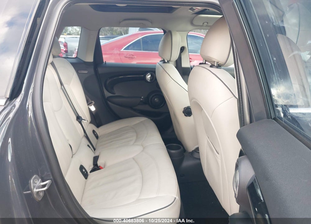 2018 MINI HARDTOP COOPER S VIN: WMWXU3C51J2F51345