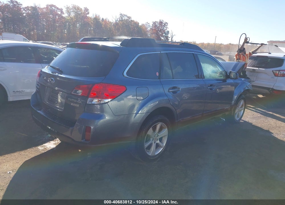 2013 SUBARU OUTBACK 2.5I PREMIUM VIN: 4S4BRBCCXD3274595