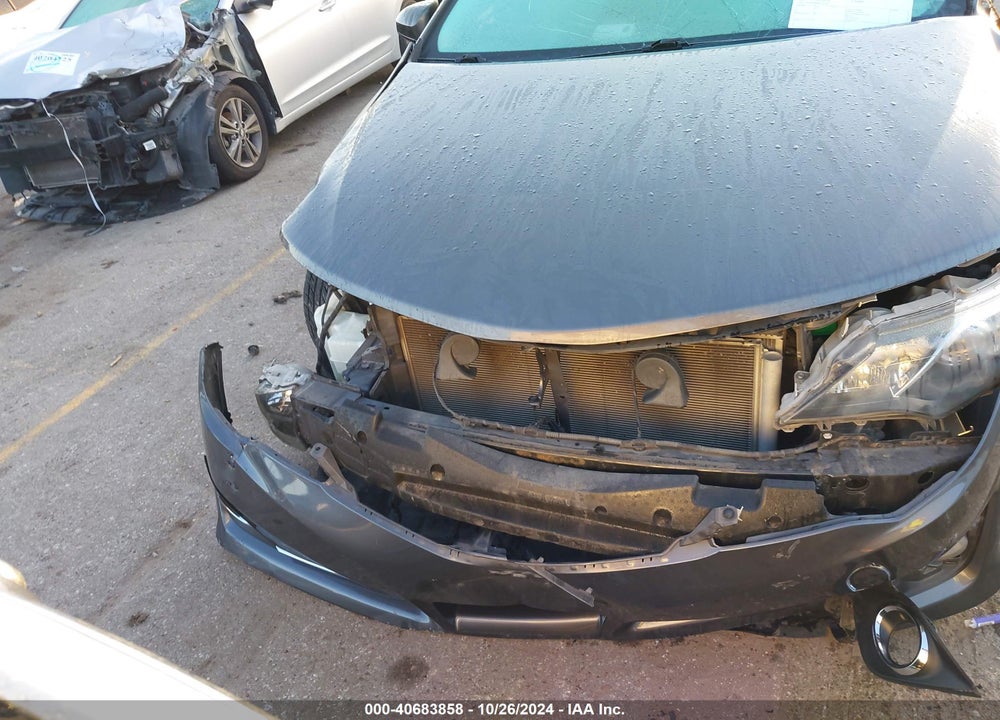 2014 TOYOTA CAMRY SE VIN: 4T1BF1FK8EU372851