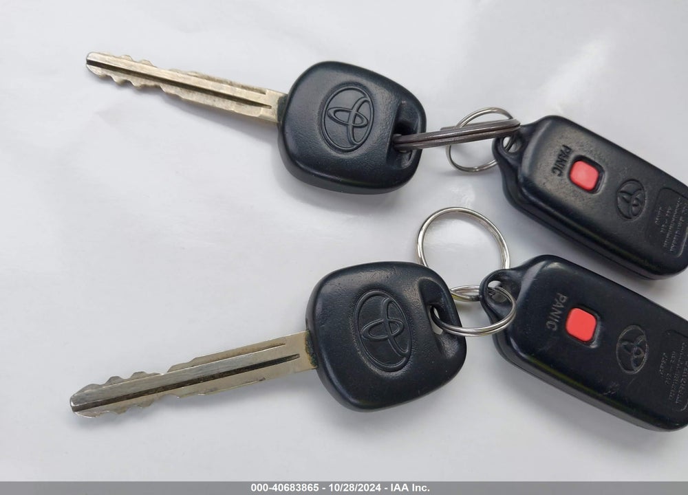 2003 TOYOTA PRIUS VIN: JT2BK18U430086927