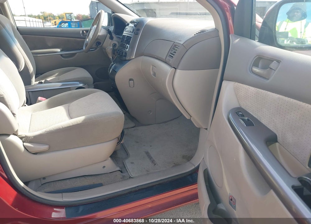 2010 TOYOTA SIENNA LE VIN: 5TDKK4CCXAS342554