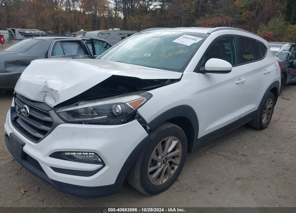 2016 HYUNDAI TUCSON SE VIN: KM8J3CA40GU092224