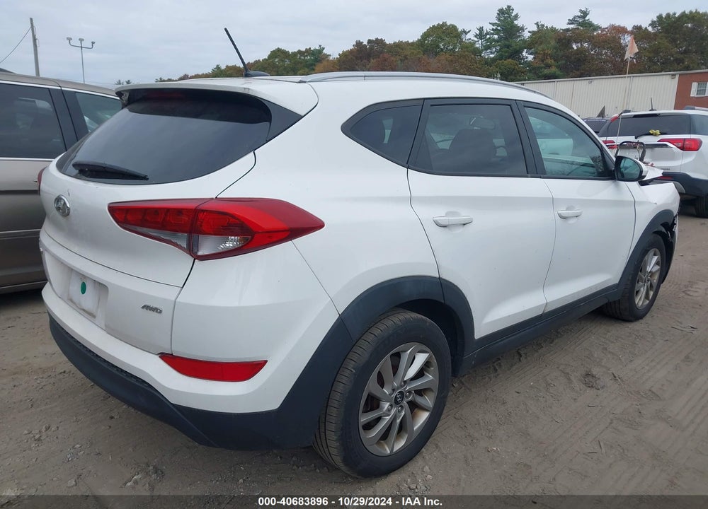 2016 HYUNDAI TUCSON SE VIN: KM8J3CA40GU092224