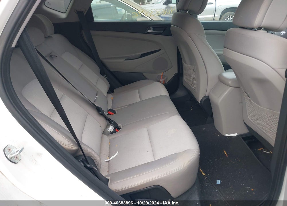 2016 HYUNDAI TUCSON SE VIN: KM8J3CA40GU092224