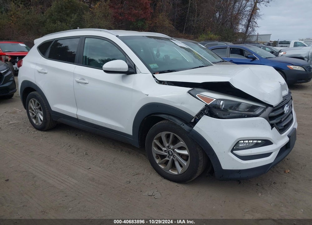 2016 HYUNDAI TUCSON SE VIN: KM8J3CA40GU092224