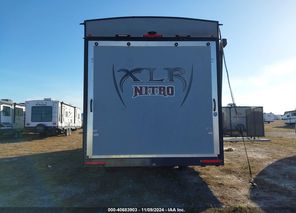 2017 FOREST RIVER XLR NITRO TRAVEL TRAILER VIN: 4X4TXLE21HF163716