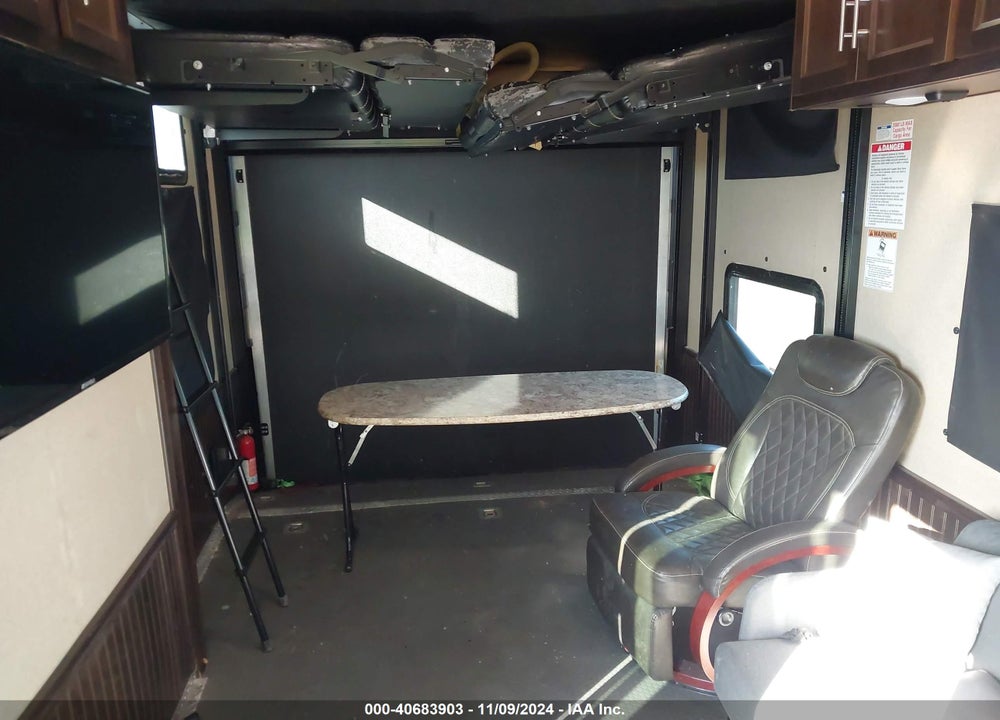 2017 FOREST RIVER XLR NITRO TRAVEL TRAILER VIN: 4X4TXLE21HF163716
