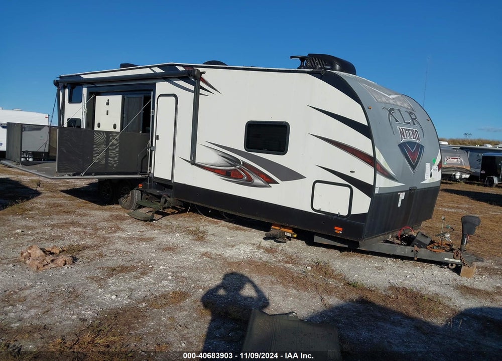 2017 FOREST RIVER XLR NITRO TRAVEL TRAILER VIN: 4X4TXLE21HF163716