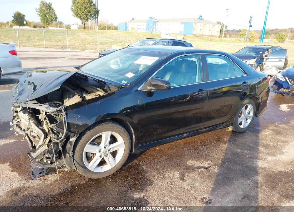 2013 TOYOTA CAMRY SE VIN: 4T1BF1FK5DU677822