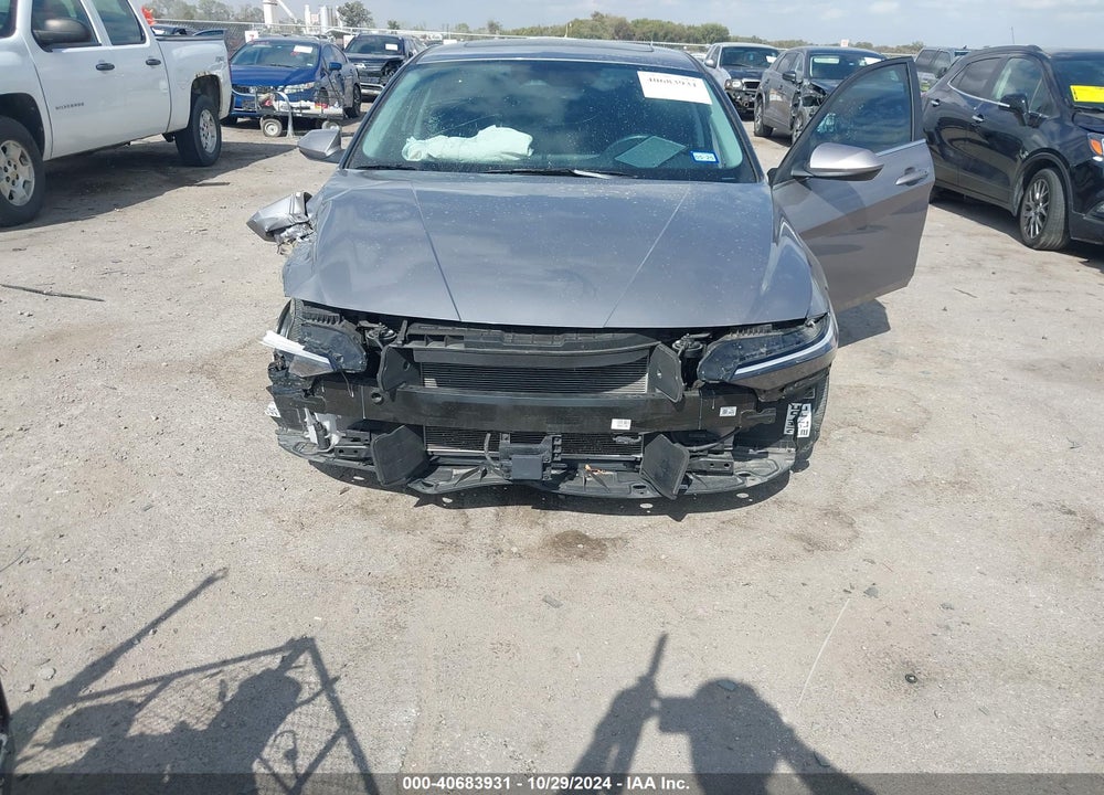 2024 HYUNDAI ELANTRA SEL VIN: KMHLS4DGXRU642751