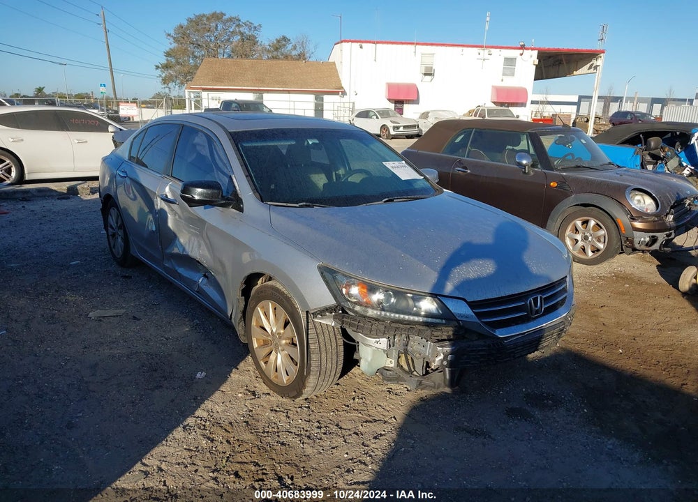 2013 HONDA ACCORD EX VIN: 1HGCR2F74DA037279