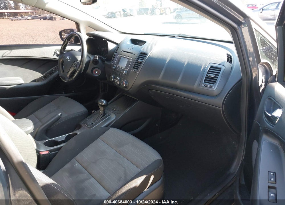2014 KIA FORTE VIN: KNAFX4A8XE5138735